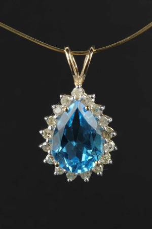 Topaz- og diamantvedhæng