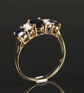 Safir- og diamantring
