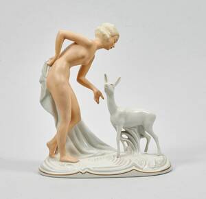 Skulptur, Flicka  hind