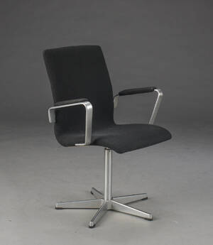 Arne Jacobsen. Oxford lounge stol, model 3241