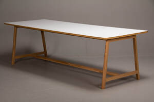 HAY, model Frame Table, spisebord med udtræk