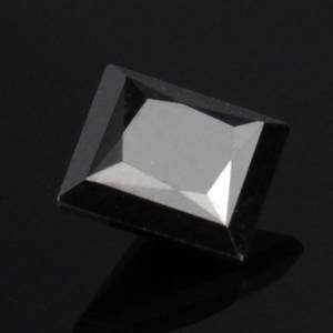 Uindfattet behandlet sort diamant ca 1.09  ct.