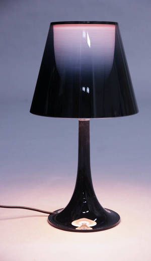 Philippe Strack. Bordslampa Miss K, Flos
