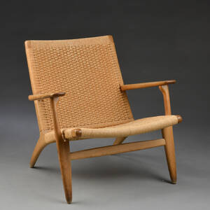Hans J. Wegner. Lænestol, model CH-25 Denne vare er sat til omsalg under nyt varenummer 4084239