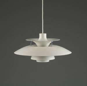 Poul Henningsen. PH5 Pendel, hvid