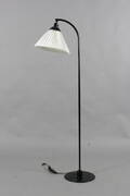 Flemming Agger  Le Klint standerlampe, model 368 