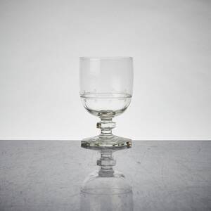 Glas, 9  2 delar