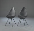 Arne Jacobsen. Par stole, Dråben, model 3110 2