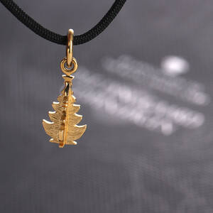 Ole Lynggaard. My Little World juletræ-charm i 18 kt. guld