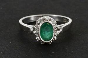 Ring i 18k vitguld