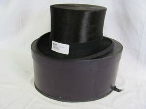 HÖG HATT STRL 56