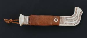 Kniv med slida, monogramsignerad HL