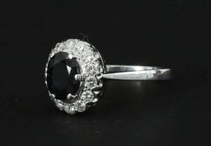 Ring i 18k vitguld, 1987