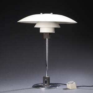Poul Henningsen. PH 43 bordlampe