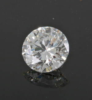 1 Loose brilliant-cut diamond 0.32ct.with IGI  LAB report included