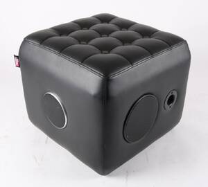 MusicRocker Cube. Skammel med højtalere