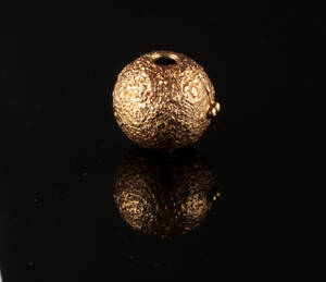 Ole Lynggaard. Kuglelås af 14 kt. guld