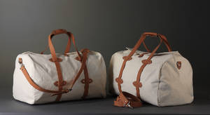 Mads Bruun Collection. To weekendtasker af lys canvas og cognacfarvet læder 2