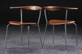 Hans J. Wegner. Par stole, eg, model 701. 2
