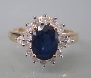 Safir- og diamantring