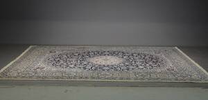 Persisk Nain tæppe 392x294 cm