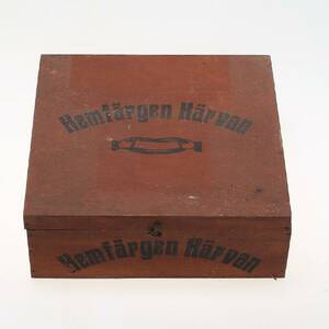 HÄRVANS HEMFÄRG, låda.