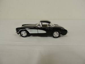 Plåtleksaksbil Corvette 1957