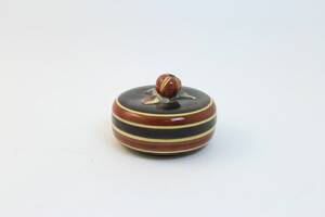 Ask, Med lock