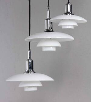 Poul Henningsen. Par PH 32 pendler samt PH 21 pendel 3.