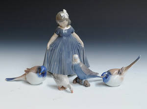 Royal Copenhagen og Bing  Grøndahl. En samling figurer af porcelæn. 5