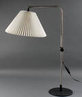 Le Klint. Bordlampe  model 320