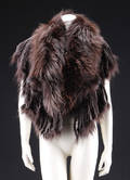 Fur Living. Ponchoboa af racoon