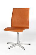 Arne Jacobsen Oxford - lavrygget kontorstol. Cognac farvet anilin læder. 