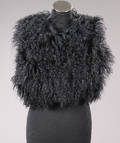 Living Fur. Kort vest af sort tibetansk uld. Str. one sizesmall