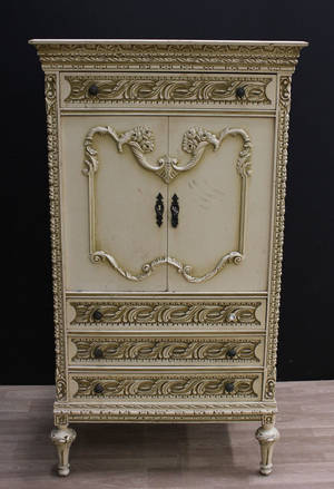 Skåp, gustaviansk stil