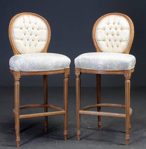 To barstole i rokoko-stil, stel af udskåret træ 2