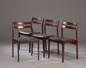 Dansk Møbelproducent. Et sæt på fire stole af mahogni. 4