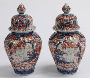 Par kinesiske balusterformede lågkrukker 2 