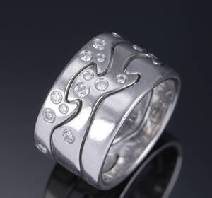 Nina Koppel for Georg Jensen, Fusion ring af 18 kt. hvidguld med brillanter