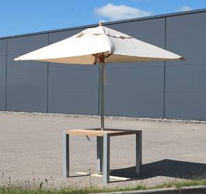 Havemøblement. Parasol i rustfrit stål samt kvadratisk bord i teak 2