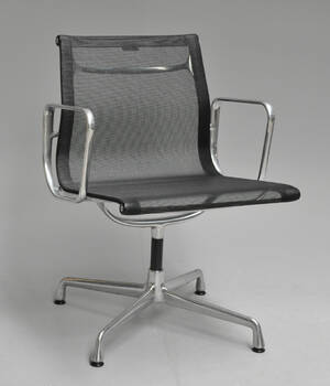 Charles Eames. Kontorstol, model EA-108 