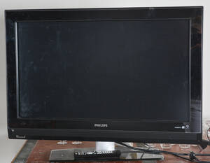 Philips. Tv med fjärrkontroll