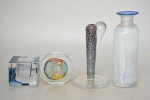 Kosta Boda Bl.a Bertil Vallien, Kjell Engman