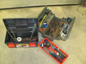 2 VERKTYGSLÅDOR M INNEHÅLL