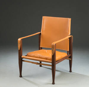 Kaare Klint. Lænestol Safaristol, massiv røget ask og læder