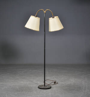Standerlampe med 2 skærme