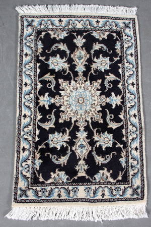 Persisk Nain, 88 x 55 cm