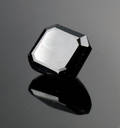Uindfattet behandlet sort diamant ca 7.42 ct.
