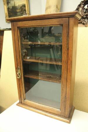 Väggvitrinskåp, längd 40