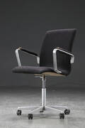 Arne Jacobsen. Oxford kontorstol  armstol